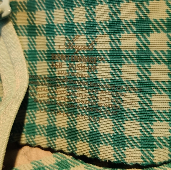 VS bras - Picture 5 of 6